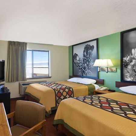 Super 8 By Wyndham Alamogordo - White Sands Екстериор снимка
