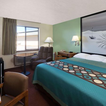 Super 8 By Wyndham Alamogordo - White Sands Екстериор снимка