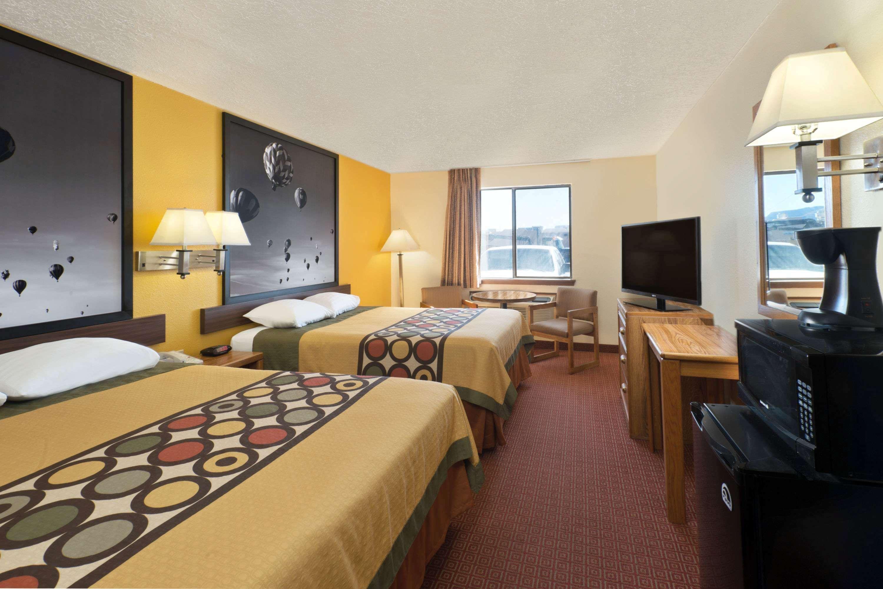 Super 8 By Wyndham Alamogordo - White Sands Екстериор снимка