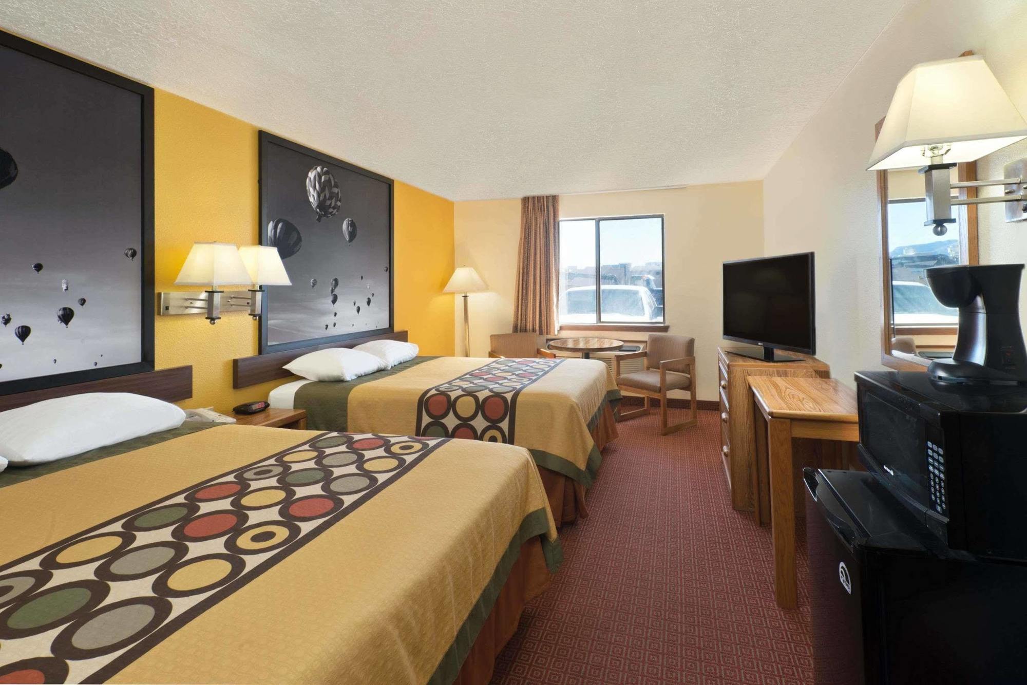 Super 8 By Wyndham Alamogordo - White Sands Екстериор снимка