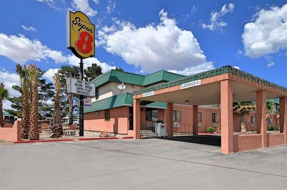 Super 8 By Wyndham Alamogordo - White Sands Екстериор снимка